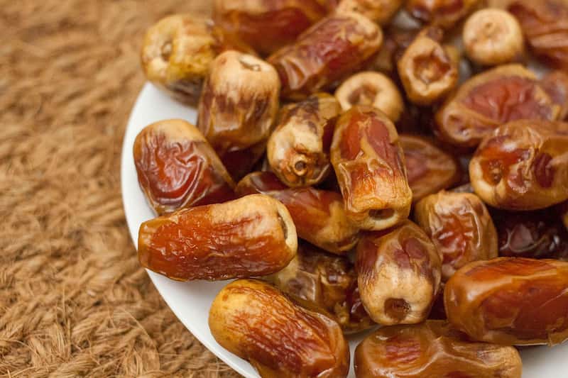 خرما زاهدی برای لاغری با ارزش غذایی و مصرف کنترل شده